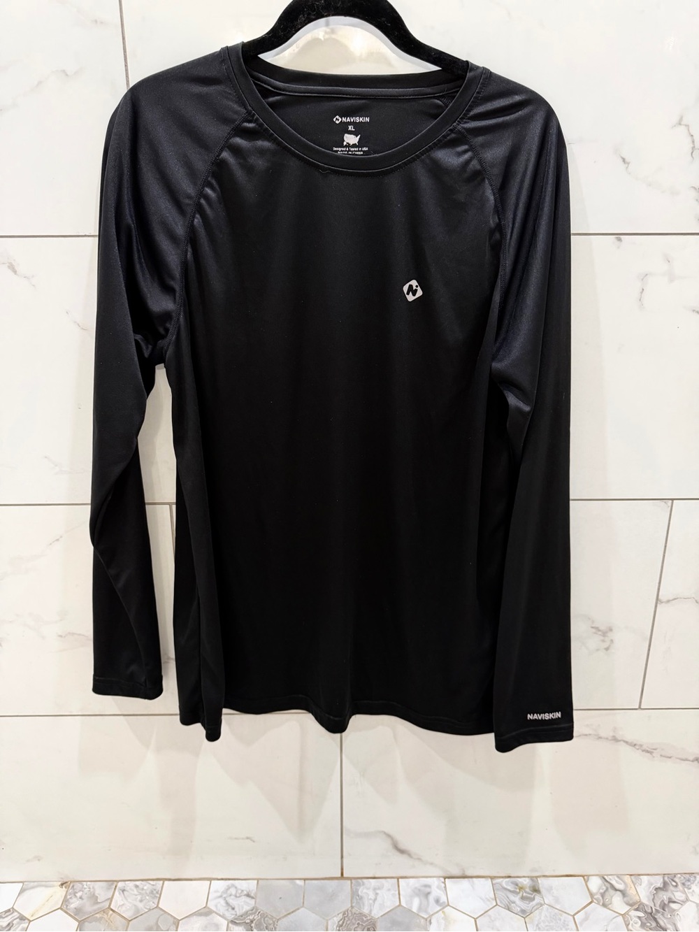 NaviSkin Men's Black Long-Sleeve athletic Dri fit Performance Shirt Sz XL